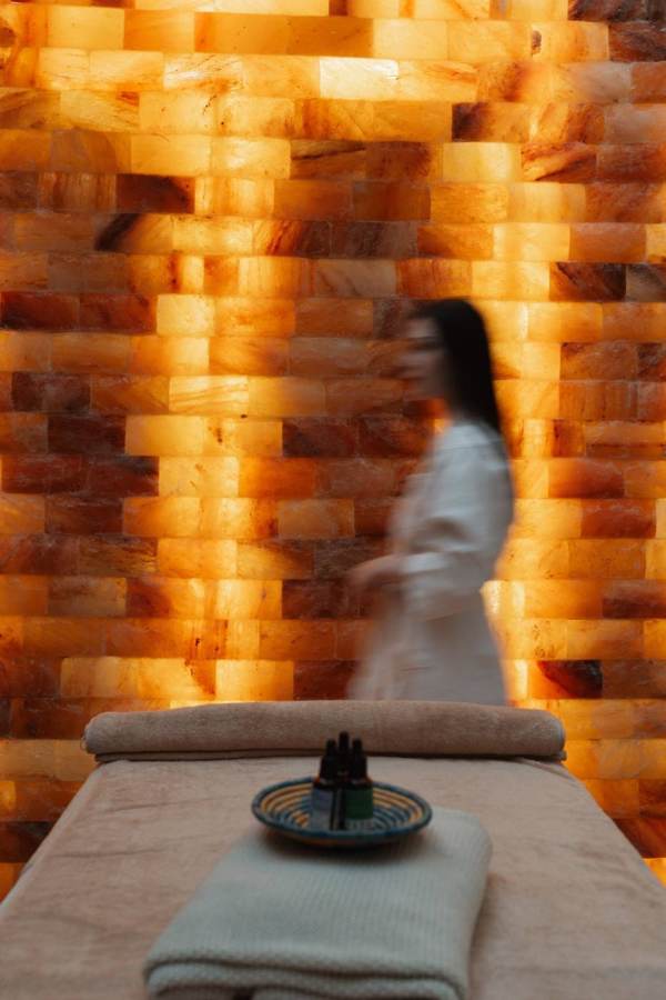 The salt-wall spa at Samawa